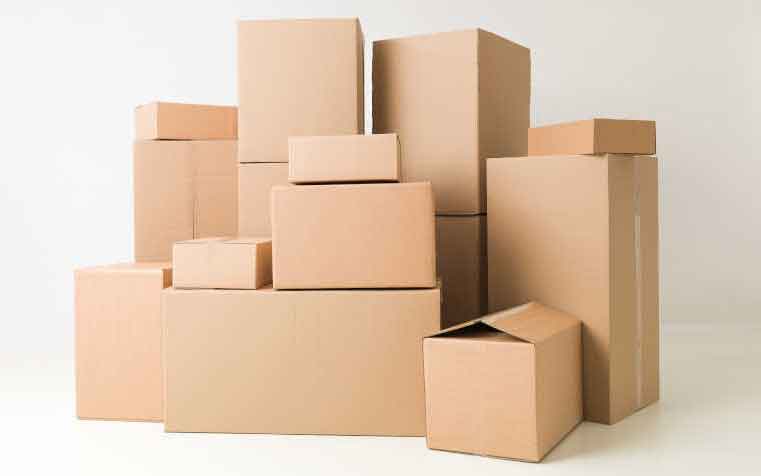 Unterschiedlich große Kartons