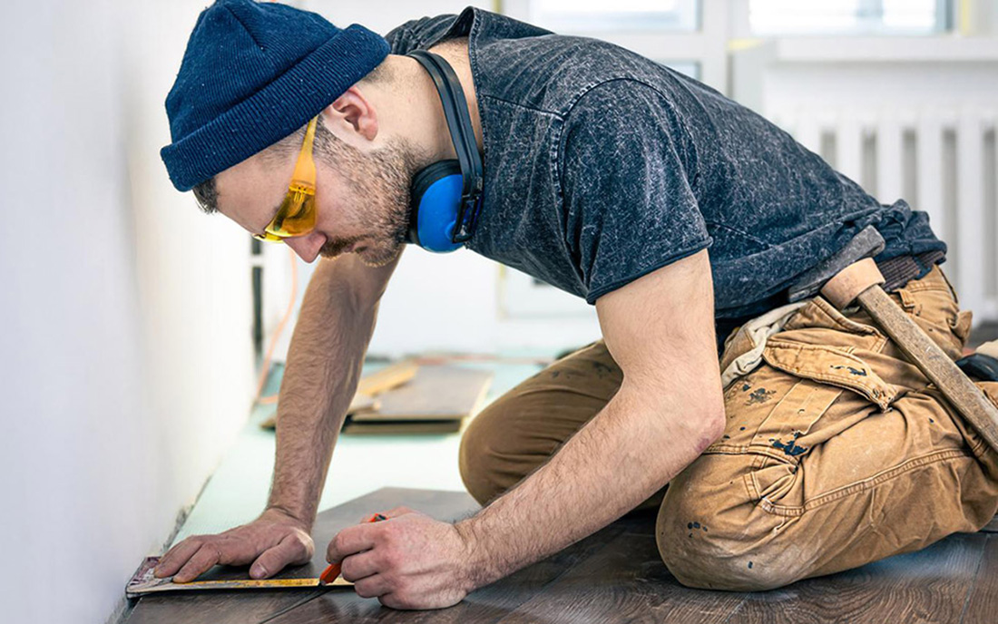 Heimwerker bei der Arbeit