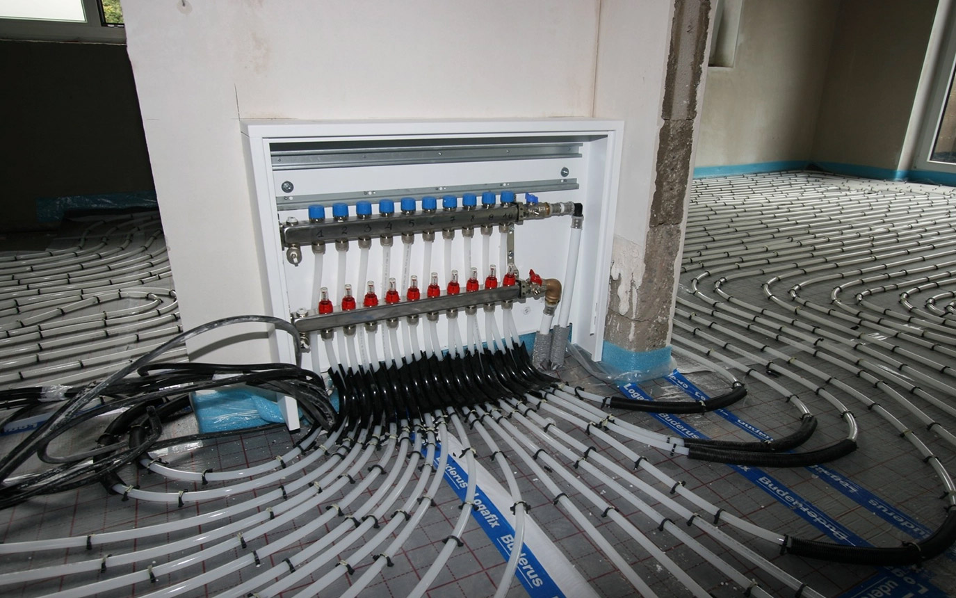 Offener Verteilerschrank