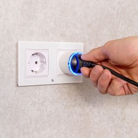 Shelly Plug S Gen3 Smarter, Matter-kompatibler Stecker mit Leistungsmessung, weiß