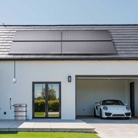 Zendure SolarFlow 2400 AC Mikrowechselrichter + AB3000X Batteriespeicher 2,88 kWh
