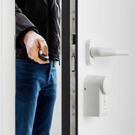 Homematic IP Smart Home Schlüsselbundfernbedienung Zutritt HmIP-KRCK